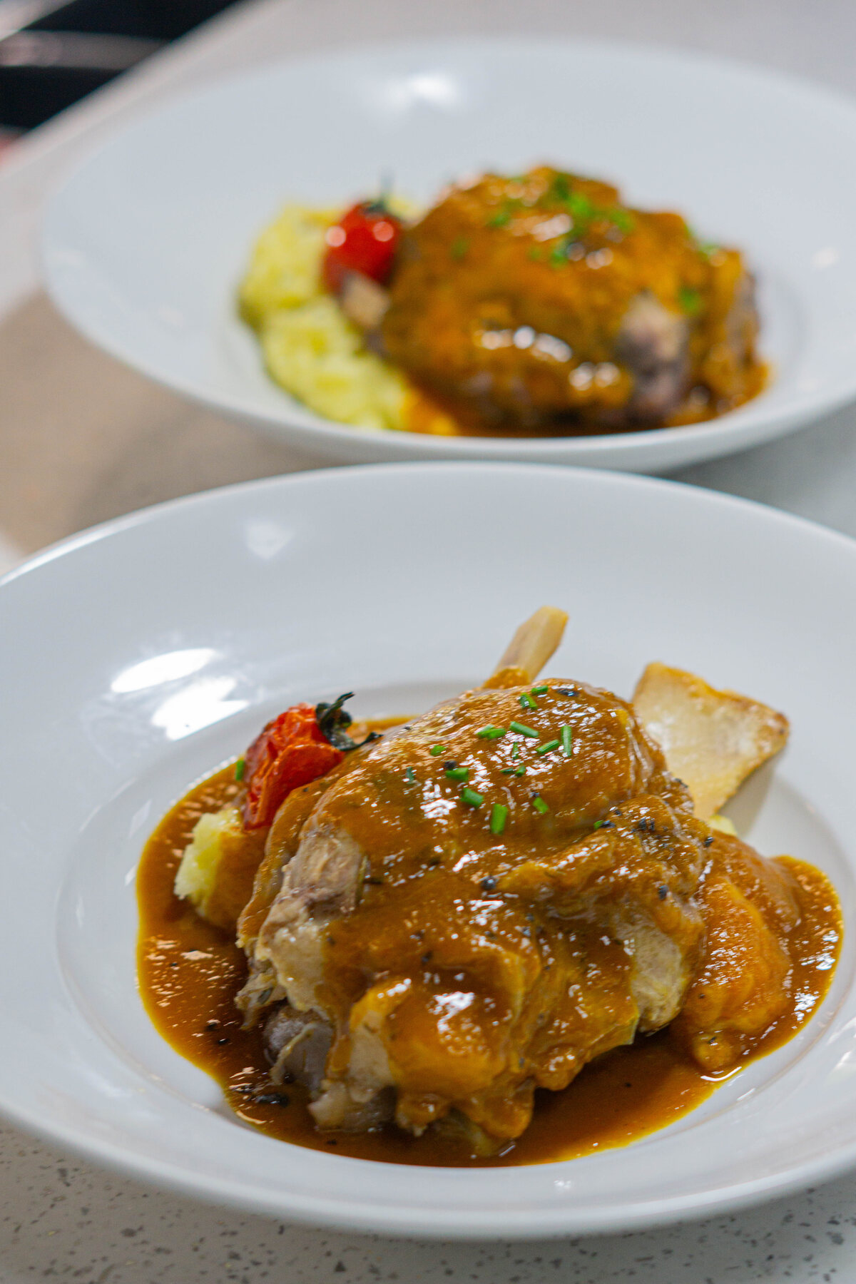 Chuleton con patatas y pimientos